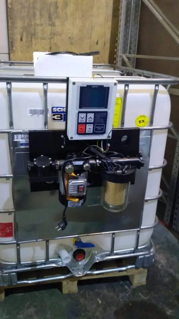 Готовое решение с автоматизацией, в комплексе с емкостью 1000 л идет контроллер КВОТА-1 с топливораздаточным оборудованием, насос 70 л мин, импульсный счетчик и эл.клапан